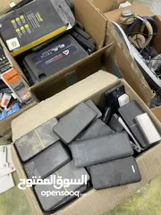  2 شروة إلكترونيات شواحن لاسلكي و سماعات بلوتوث ومشكلة