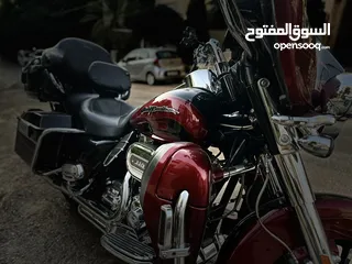  6 Harley Davidson ULTRA CVO