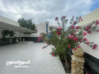  1 #REF1040    4BR+Maidroom Villa available for Rent in Madinat al Ilam