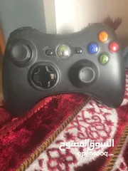  18 شبه جديدX box 360 مع كامل ملحقاته استعمال خفيف مع شاشة 32 بوصة