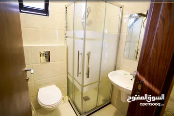  18 أجنحه سكنيه مفروشه بنظام فندقي وخدمات عاليه وموقع مميز