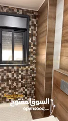  5 شقة مميزة للبيع في سطح مرحبا