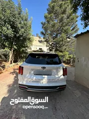  3 كيا سورينتو 2121