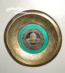  1 (نوادر نحاسية) أطباق تعليق وديكورات قديمة مميزة.