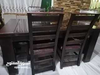  6 طاولة الطعام