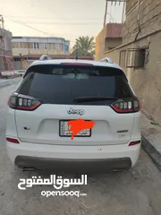  1 جيب بزون موديل 2019 حرة للبيع