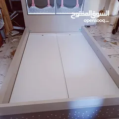  4 baby bed with mattress