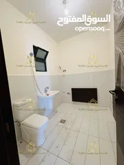  10 شقة فاخرة - لم تسكن - تشطيبات سوبر ديلوكس - 4نوم 2ماستر - 216م - بإطلالــــه مميزة