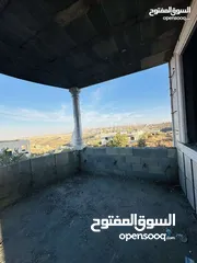  12 بيت مستقل للبيع