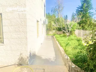  1 شقة للإيجار جزء من فيلا