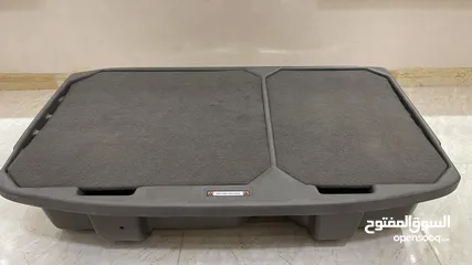  1 صندوق نيسان ليف