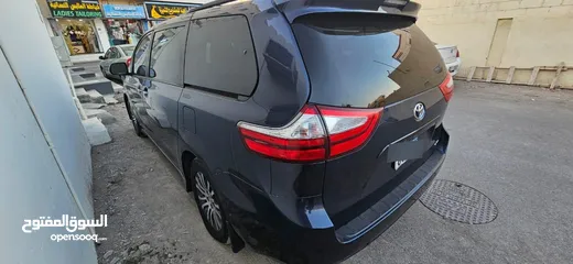  9 2019 Toyota Sienna, Xle 8 Passenger