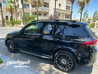  10 Mercedes-AMG GLE450 2021