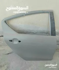 1 باب تويوتا بريوس C اصلي