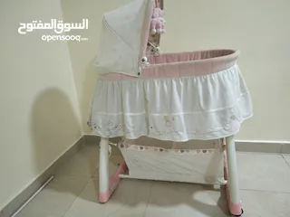  2 تخت بيبي اشي مرتب خصوصا لحديث الولاده