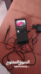  1 جهاز فحص الأحجار الكريمه شبه جديد للبيع بسعر حرق 100 دينار