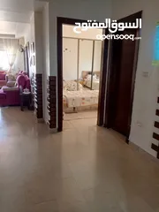  6 230 Meter Apartmant in Thuhair - شقة 230 متر منطقة هادئة في الظهير