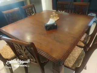  1 طاولة طعام للبيع