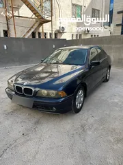  1 BMW 5201 موديل 2002