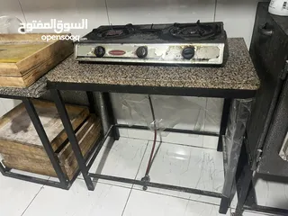  15 معدات مطعم كاملة بحالة ممتازة وبسعر مناسب