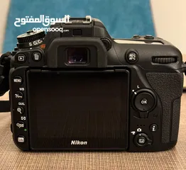  6 كاميرا نيكون D7500 جديدة مع عدسة 140-18 بسعر إجمالي للكاميرا وعدستها والبطارية والشاحن والحقيبة 395