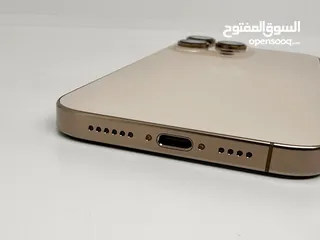  14 iPhone 16 Pro Max مشحون 17 مرة فقط شبه جديد
