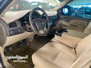  7 Chevrolet tahoe 2011 gcc