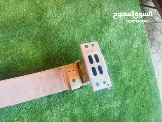  6 جسر امامي واجهة تويوتا بريوس 2010-2015  جسر بين شواصي الاماميه تويوتا بريوس 2010/2015 مستعمل اصلي
