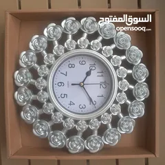  12 ساعات حائط للبيع