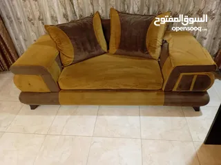  1 طقم كنب شبه جديد 9 مقاعد مخمل تفصيل