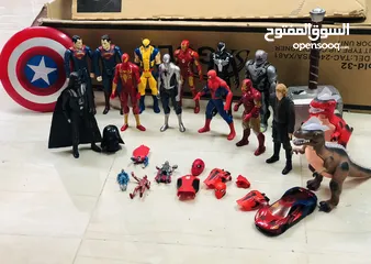  1 للبيع: مجموعة ضخمة من شخصيات الأكشن