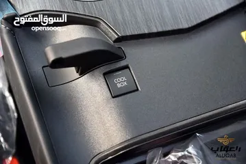  27 تويوتا لاندكروز فااخرة VXR 2025 كفالة الوكيل الحصري