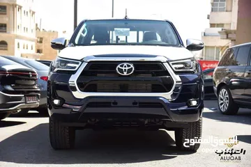  2 بيك اب Toyota Hilux 2024 لون كحلي