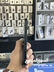  4 Iphone 16promax 1tera  للبيع