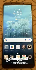  1 Smart phone - Huawei Mate 10 pro / 128Giga -6gig Ram