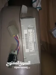  2 للبيع اغراض نيسان باترول ولاندكروزر