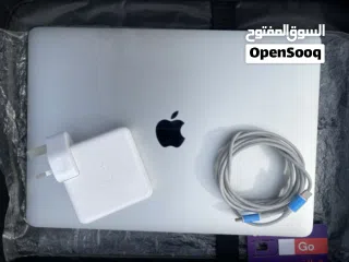  7 MacBook Pro 2017 model like brand new zero scratch’s
