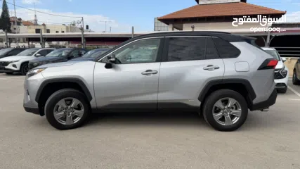  15 تويوتا RAV4 ترخيص 2023 محرك 2500 هايبرد  جير أوتوماتيك 296 حصان