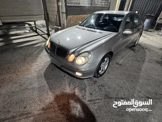  8 مرسيدس E 200 موديل 2004 للبيع