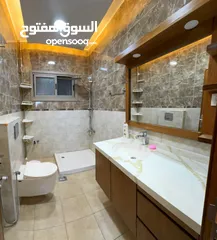  13 روف للايجار مفروش في اجمل مناطق رام الله والبيرة التواصل مع المالك مباشرة دون وسيط  1250 دولار