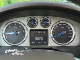  14 كاديلاك اسكاليد بنزين 2013 مخزن عداد 30 الف كيلو بلاتينيوم وارد شركه ابو خضر مالك اول فحص كامل