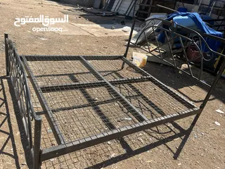  4 تحت حديد مجوز تفصيل حديد ثقيل تيوبات 4*8 دهان حراري