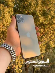  5 ايفون 11 برو ماكس 256 جيجا بطارية 100٪؜ نموذج M مغير بطارية فقط فش اشي تاني مغير جهاز مرتب