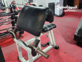  21 نادي جيم كامل للبيع