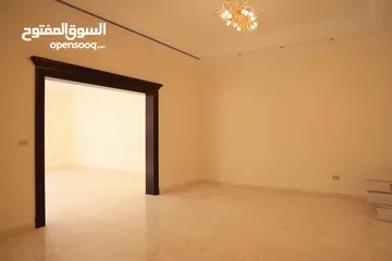  10 فيلا للإيجار