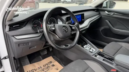  14 سكودا اوكتافيا ترخيص 2022 محرك 2000 ديزل جير أوتوماتيك 150 حصان
