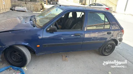  1 فوري فيستا موديل 2000