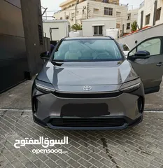  5 تويوتا bz4x.أعلى فئه.دفع رباعي.شاشه كبيره.نظام صوتي JBL