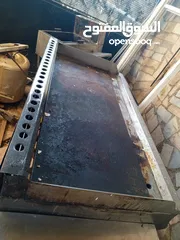  2 معدات مطعم للبيع بحاله ممتازه