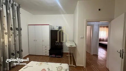  2 شقة مميزة للبيع في موقع مميز في الرابيه شبه أرضيه 180م بتشطيبات راقية / ref 9533